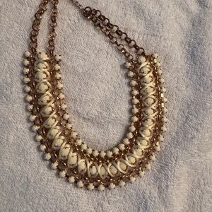 Elegant Gold and Cream Necklace